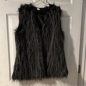 Vintage Belle Bird Black and White Faux Fur Vest M